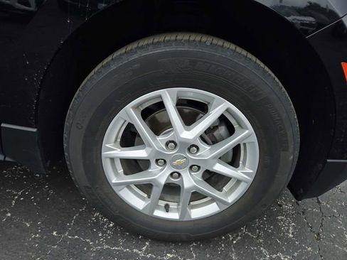 Used 2024 Chevrolet Equinox LT FWD image 13
