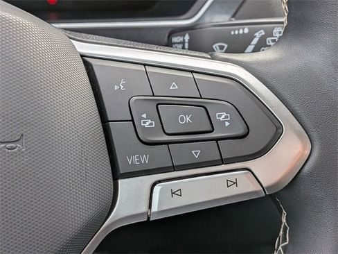 Certified 2023 Volkswagen Tiguan SE w/ Panoramic Sunroof Package image 27