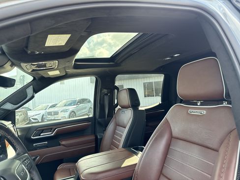 Used 2026 GMC Sierra 1500 Denali Ultimate AWD/4WD image 8