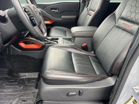 Used 2023 Nissan Frontier Pro-X w/ Pro-X Premium Package image 28