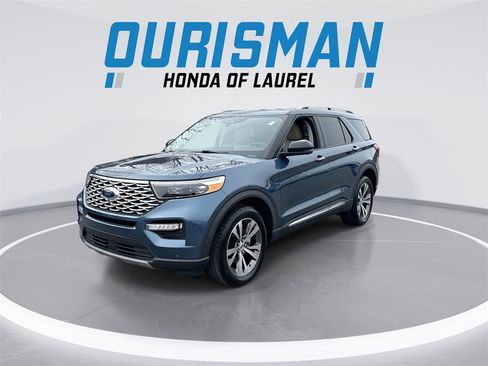 Used 2020 Ford Explorer Platinum w/ Premium Technology Package image 4
