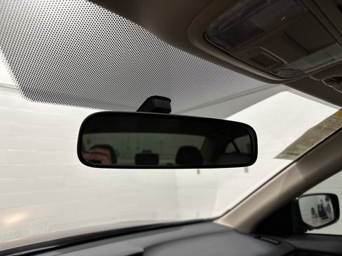 Used 2017 Honda Accord LX image 27