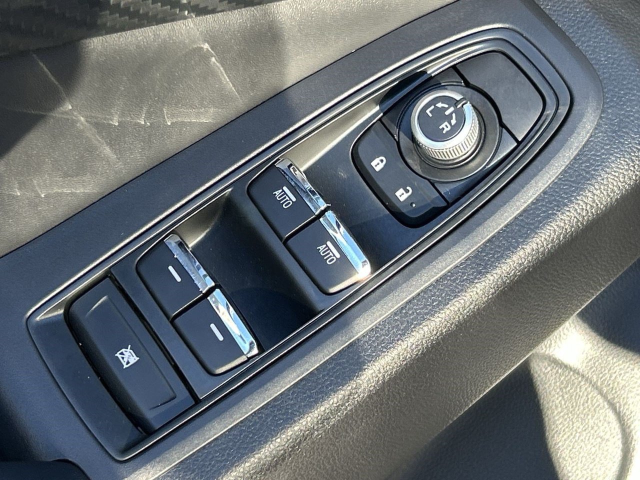 New 2026 Subaru Ascent Premium AWD/4WD image 17