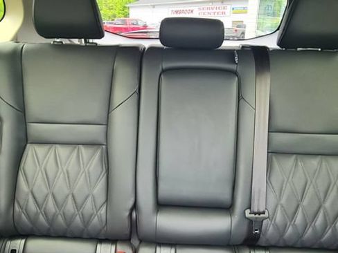 Used 2025 Nissan Rogue Platinum AWD/4WD image 19