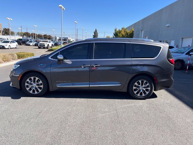 Used 2022 Chrysler Pacifica Pinnacle FWD image 6