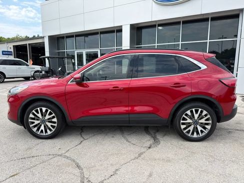 Used 2020 Ford Escape Titanium AWD/4WD image 4