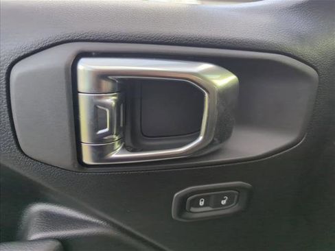 New 2026 Jeep Gladiator Sport image 18