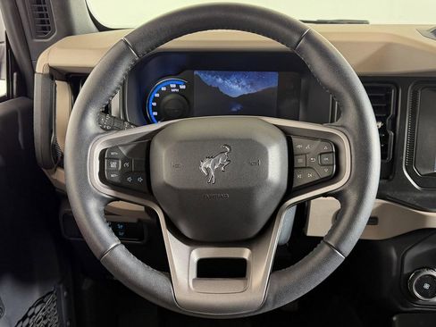 Used 2023 Ford Bronco Big Bend image 9