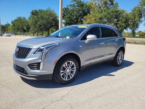 Used 2023 Cadillac XT5 Premium Luxury AWD/4WD image 2