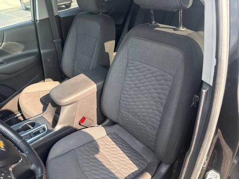 Used 2018 Chevrolet Equinox LT w/ Sun & Infotainment Package AWD/4WD image 17