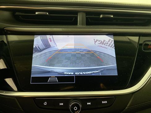 Certified 2023 Buick Encore GX Preferred w/ Cold Weather Comfort Package AWD/4WD image 17