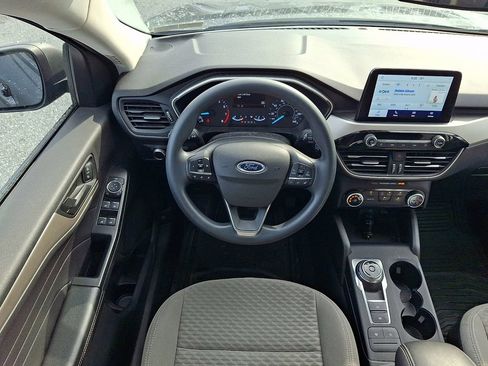 Used 2022 Ford Escape SE FWD image 13