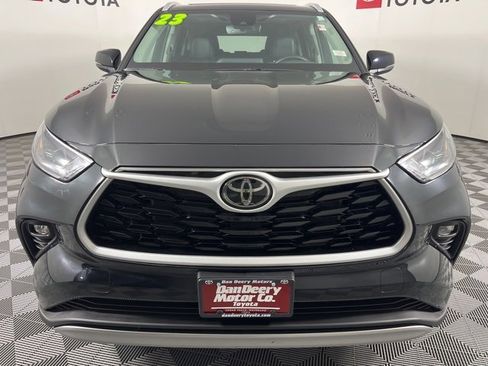Certified 2023 Toyota Highlander XLE image 21