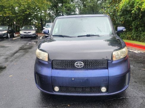 Used 2008 Scion xB FWD image 2