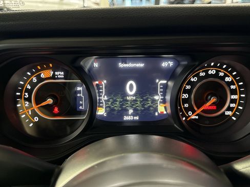 Used 2024 Jeep Wrangler Sport S image 23