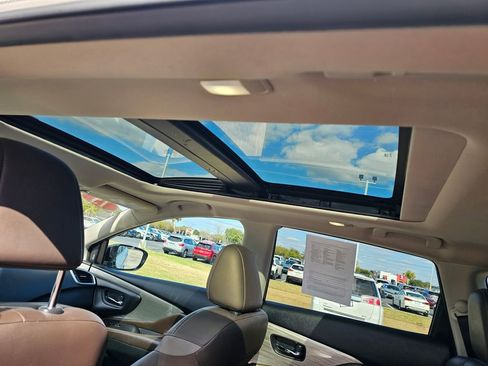 Used 2015 Nissan Murano SL w/ SL Technology Package image 16