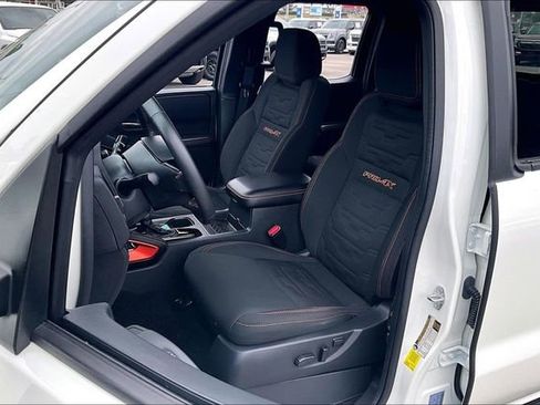 Certified 2025 Nissan Frontier PRO-4X w/ Pro Convenience Package image 18