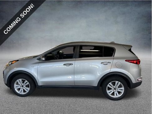 Used 2017 Kia Sportage LX AWD/4WD image 4