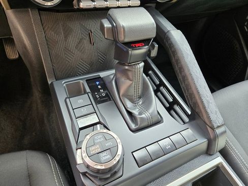 Used 2024 Toyota Tacoma TRD Off-Road AWD/4WD image 27