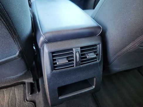 Used 2025 Mitsubishi Outlander ES AWD/4WD image 18
