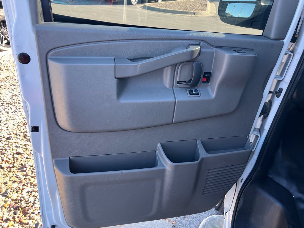 Used 2019 GMC Savana 2500 w/ Driver Convenience Package RWD image 17