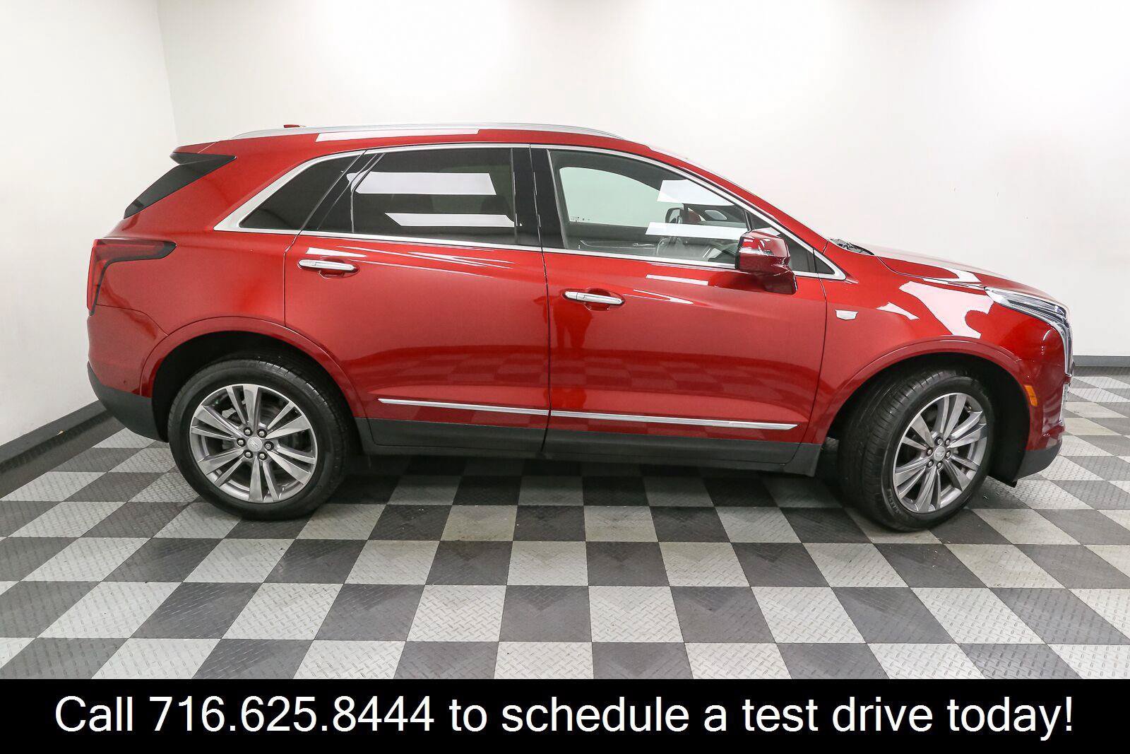 Used 2021 Cadillac XT5 Premium Luxury AWD/4WD image 7