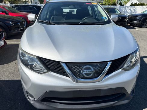 Used 2018 Nissan Rogue Sport S AWD/4WD image 1