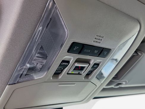 Used 2025 Toyota RAV4 XLE w/ Convenience Package image 22