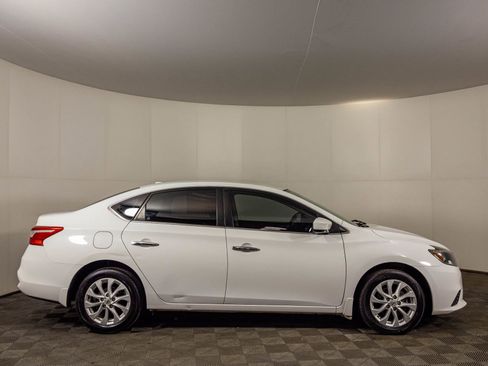 Used 2019 Nissan Sentra SV FWD image 11