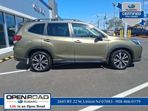 Used 2022 Subaru Forester Limited AWD/4WD image 8