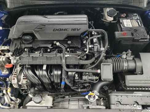 Used 2024 Hyundai Elantra SEL FWD image 30