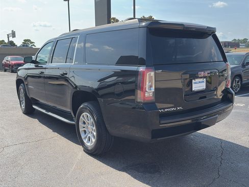 Used 2019 GMC Yukon XL SLT w/ Open Road Package RWD image 10