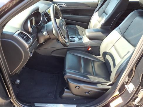 Used 2022 Jeep Grand Cherokee Limited image 10