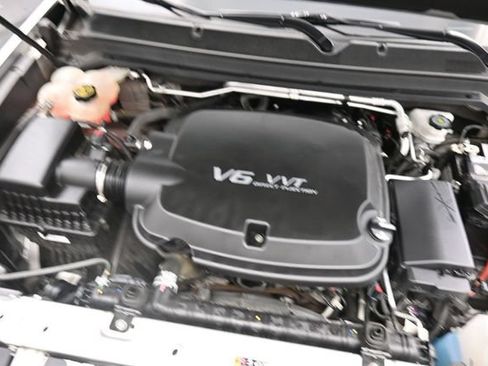 Used 2019 Chevrolet Colorado Z71 AWD/4WD image 30