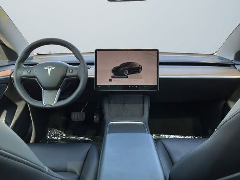 Used 2023 Tesla Model 3 Standard Range RWD image 10