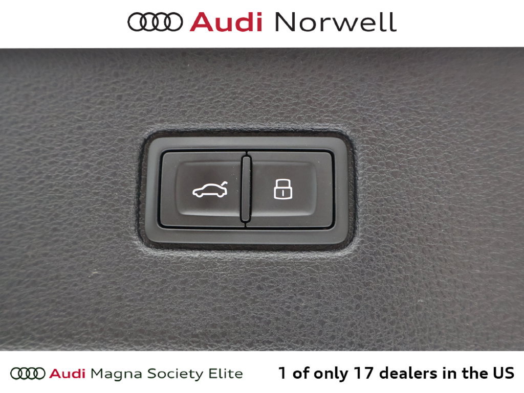 Used 2023 Audi Q7 3.0T Prestige AWD/4WD image 19