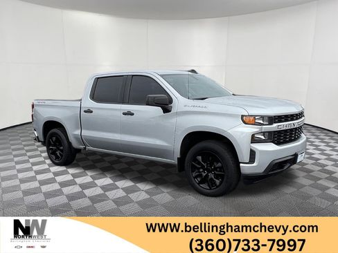 Used 2020 Chevrolet Silverado 1500 Custom w/ Custom 2.7L Value Package image 1