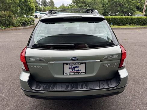 Used 2009 Subaru Outback 2.5i Special Edition AWD/4WD image 10