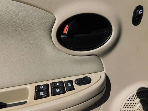 Used 2007 Saturn ION Level 2 w/ Preferred Pkg image 12