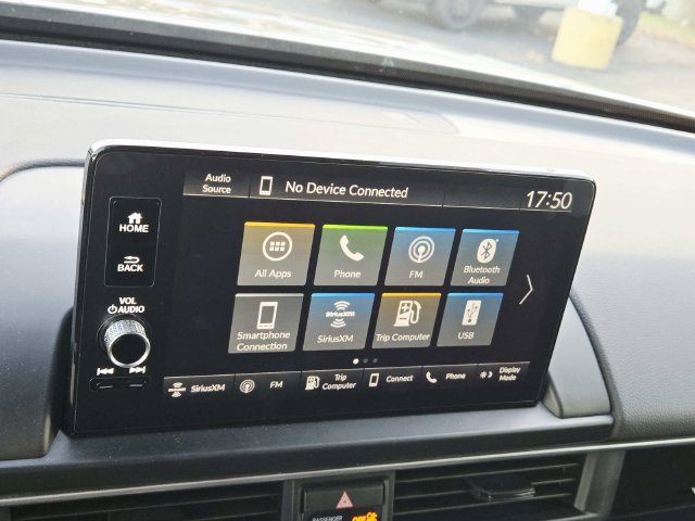 Used 2025 Honda Pilot EX-L image 14