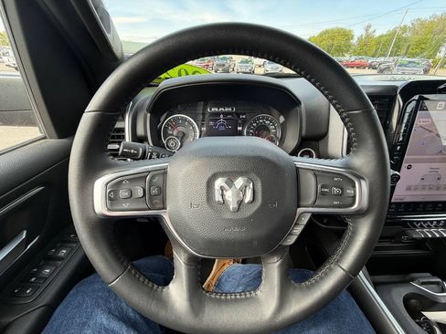 Used 2024 RAM 1500 Big Horn AWD/4WD image 16