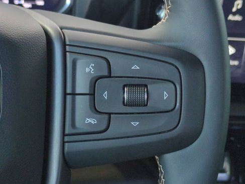 Used 2026 GMC Sierra 2500 AT4 w/ AT4 Premium Plus Package AWD/4WD image 36