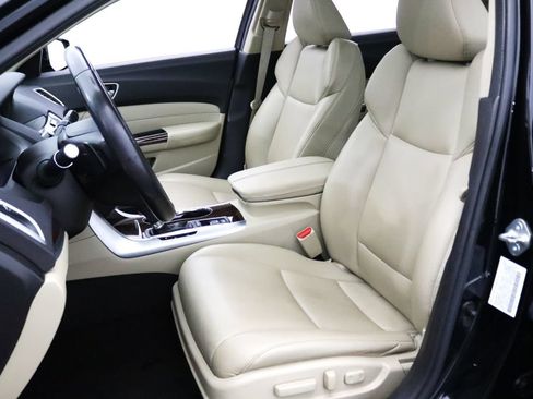 Used 2020 Acura TLX FWD image 8