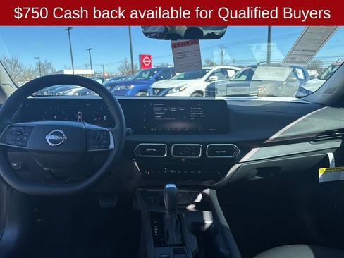 New 2026 Nissan Sentra SR w/ SR Premium Package FWD image 13