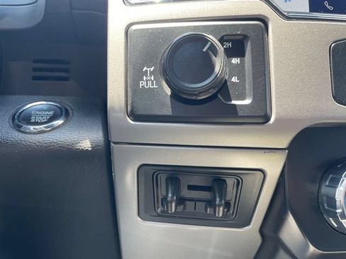 Used 2022 Ford F350 Lariat w/ Lariat Ultimate Package AWD/4WD image 27