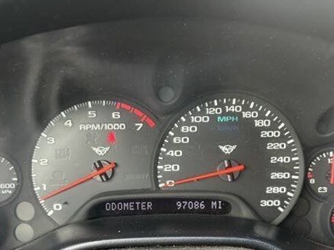 Used 2000 Chevrolet Corvette Convertible RWD image 8