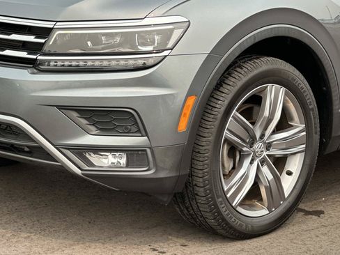 Used 2018 Volkswagen Tiguan SEL Premium AWD/4WD image 7