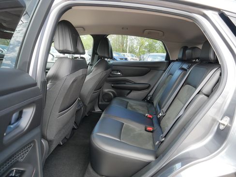Certified 2023 Nissan Ariya AWD image 34