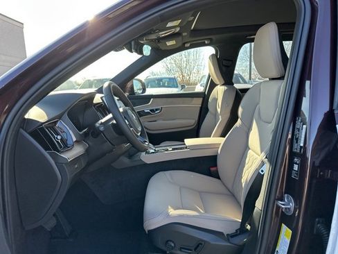 New 2026 Volvo XC90 B5 Plus image 13