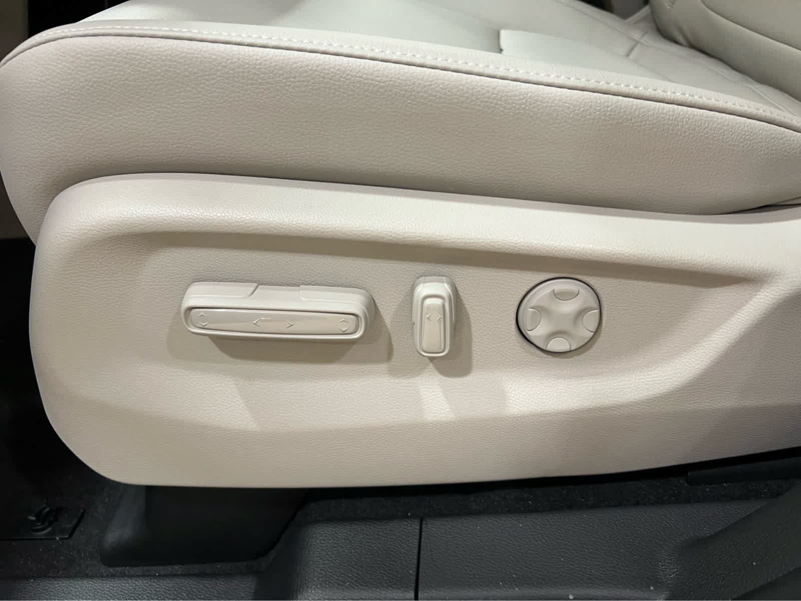 New 2027 Honda Odyssey EX-L image 15